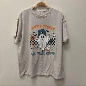 I ghost people all year graphic tee